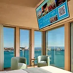 Ambasador Hotel