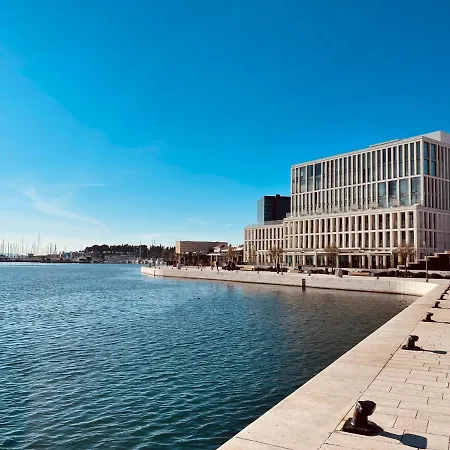 Ambasador Отель 5*