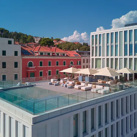 Ambasador Сплит