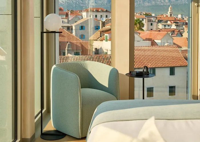 Отель Ambasador Сплит