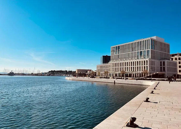 Ambasador Отель 5*