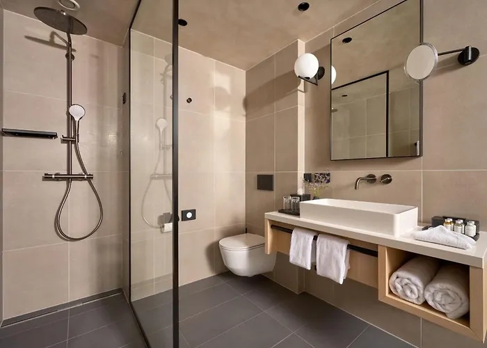 Ambasador 5* Сплит