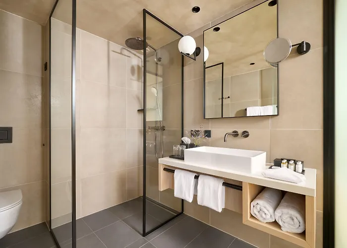 Ambasador Hotel 5*