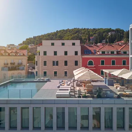 Ambasador Hotel 5*