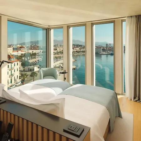 Hotel Ambasador 5*