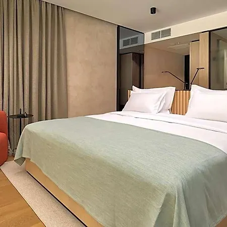 Ambasador 5* سبليت