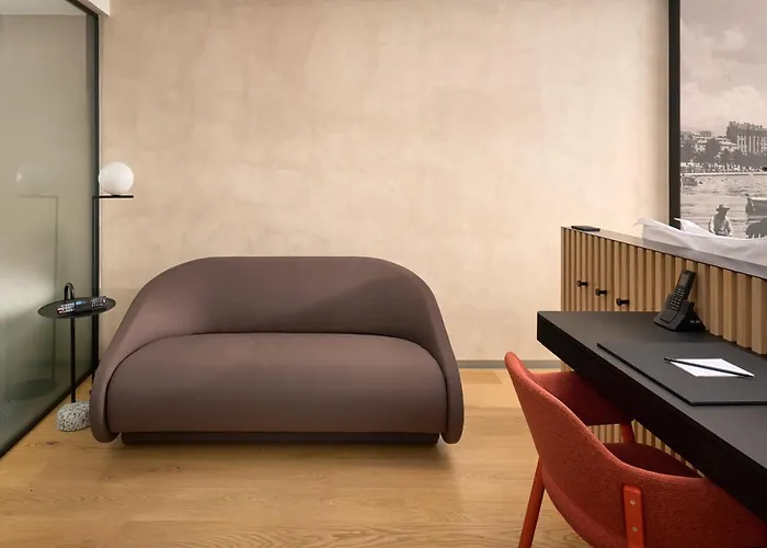 Ξενοδοχείο Ambasador