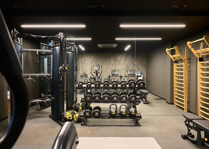 Ambasador Ξενοδοχείο 5*