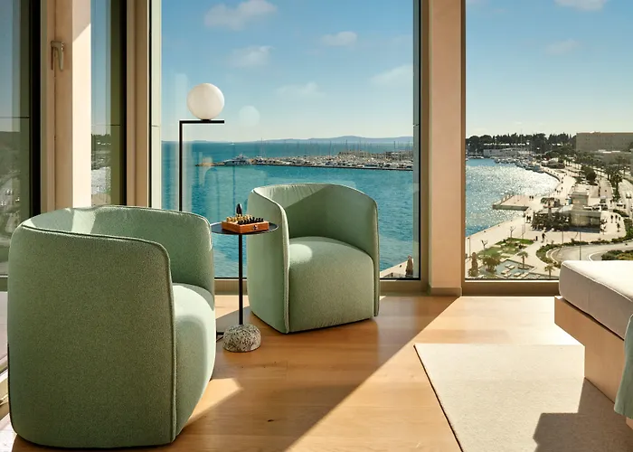 Ξενοδοχείο Ambasador