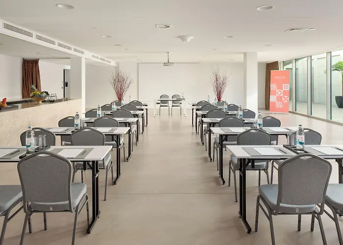 Ambasador Σπλιτ