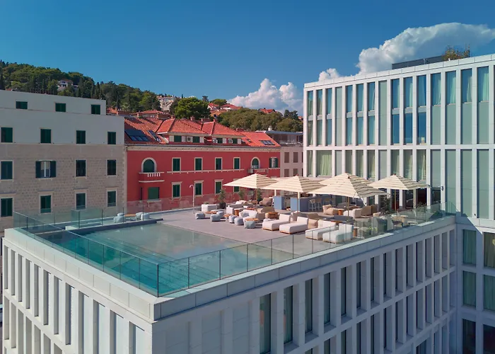 Ambasador Σπλιτ