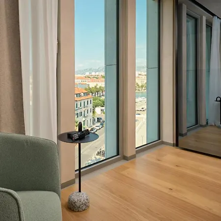 Ambasador 5* 스플리트